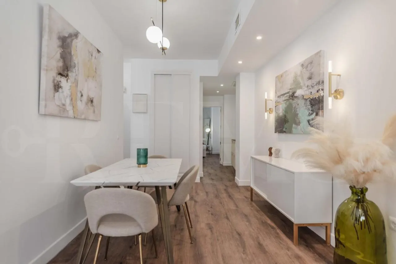Designed Minimalist Apartment - Malaga Center By Rems Španělsko