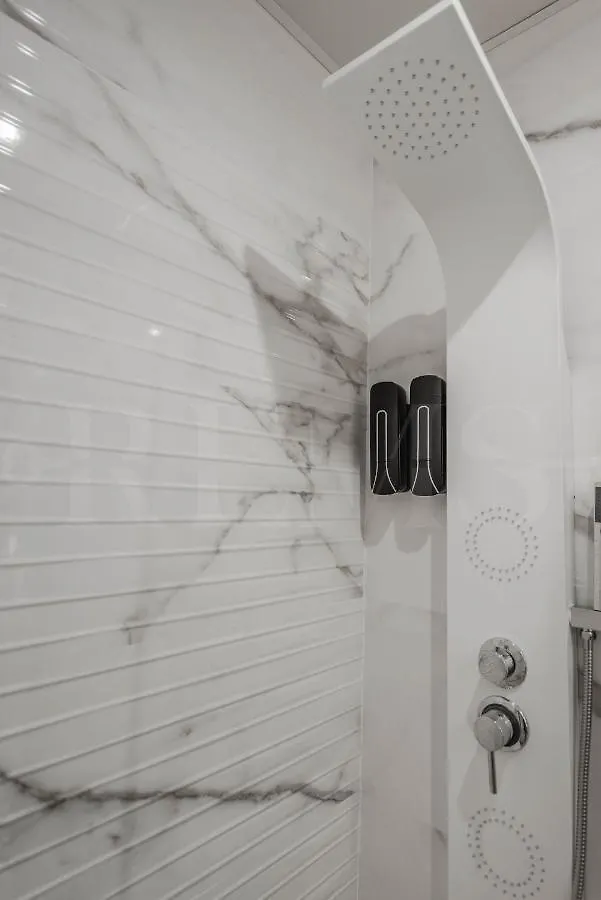 Designed Minimalist Apartment - Malaga Center By Rems